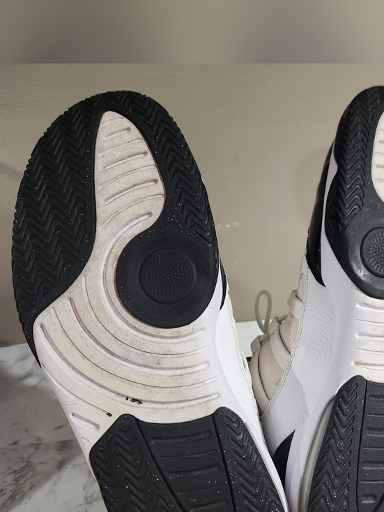 Size 13M Jordan Max Aura \'Concord\' White Dark Concord Black AQ9084-121 Preowned main image 7